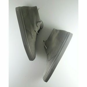 Banana Republic Chukka Boots